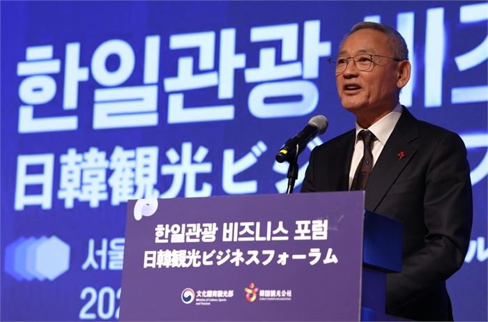 유인촌 "한국의 일상 평안해…관광객 안전 위해 최선"