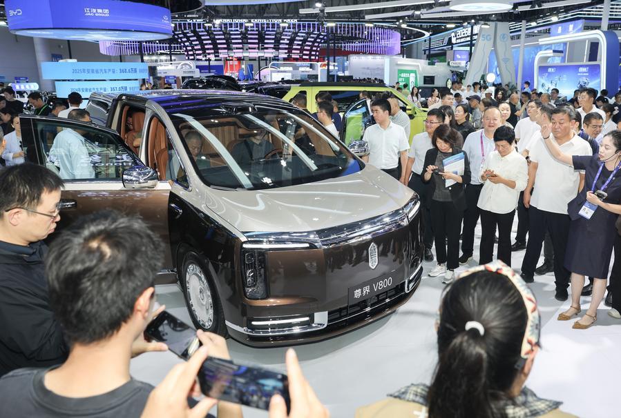 '똑똑한 車'로 연결되는 세상, 中 스마트 커넥티드 신에너지차 가속 질주